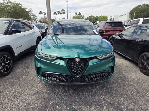 Used 2024 Alfa Romeo Tonale Veloce image 3