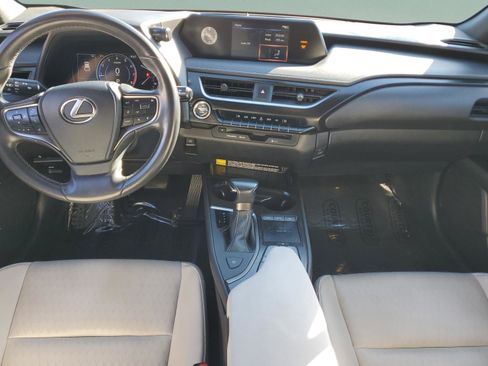 Used 2021 Lexus UX 200 w/ Accessory Package (Z1) image 14