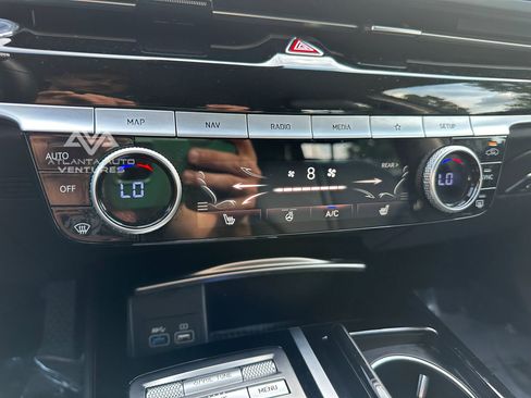 Used 2023 Genesis G80 2.5T image 35