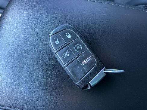 Used 2015 Jeep Grand Cherokee Altitude AWD/4WD image 33