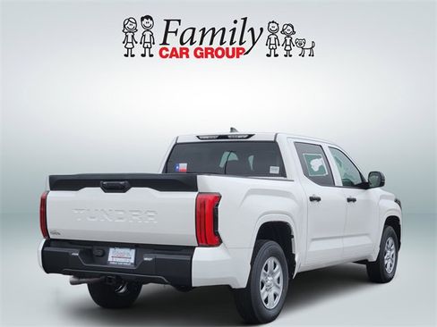 New 2026 Toyota Tundra SR image 4