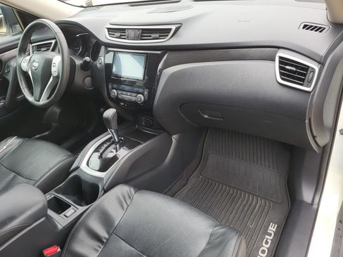 Used 2016 Nissan Rogue SL FWD image 8