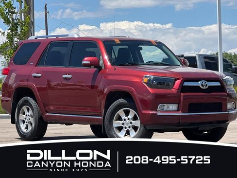 Used 2013 Toyota 4Runner SR5 AWD/4WD image 2