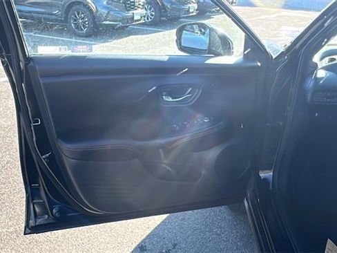 Used 2023 Honda HR-V Sport image 8