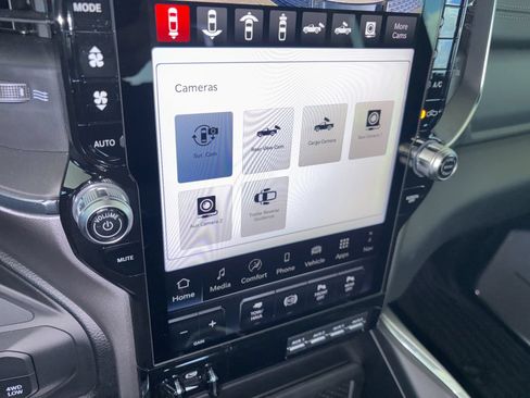 New 2026 RAM 3500 Laramie AWD/4WD image 25