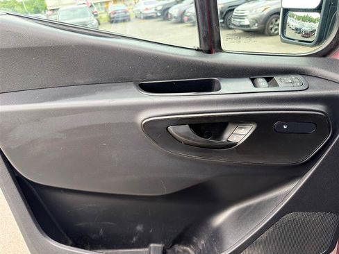 Used 2021 Mercedes-Benz Sprinter 1500 image 11
