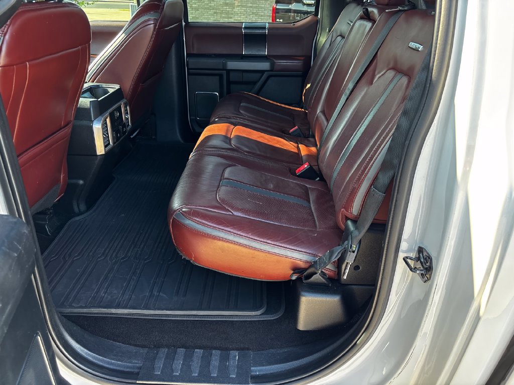 Used 2019 Ford F150 Platinum w/ Equipment Group 701A Luxury RWD image 16