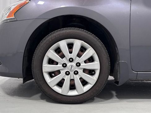 Used 2015 Nissan Sentra SV w/ Navigation Package FWD image 30