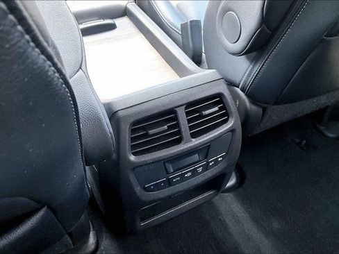 Used 2017 Honda Pilot EX-L image 10