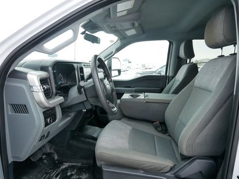 Certified 2024 Ford F350 XLT w/ FX4 Off-Road Package image 7