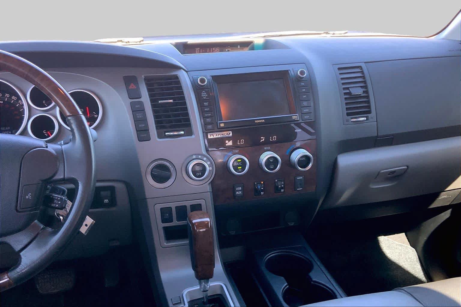 Used 2012 Toyota Tundra Limited w/ Platinum Pkg AWD/4WD image 6