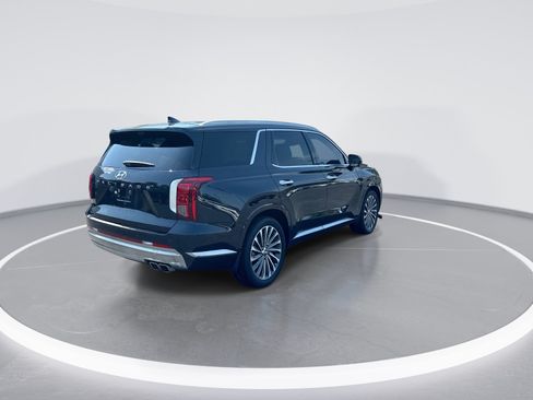 Used 2024 Hyundai Palisade Calligraphy FWD image 9