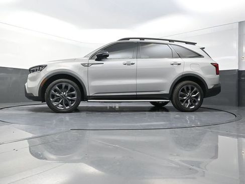 Used 2022 Kia Sorento SX Prestige image 31