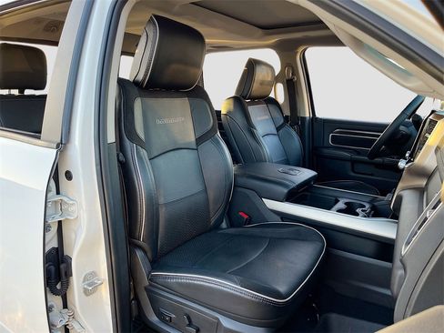 Used 2024 RAM 2500 Laramie w/ Safety Group image 29