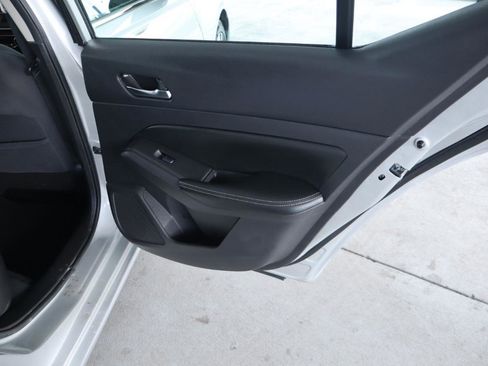 Used 2019 Nissan Altima 2.5 SV image 34