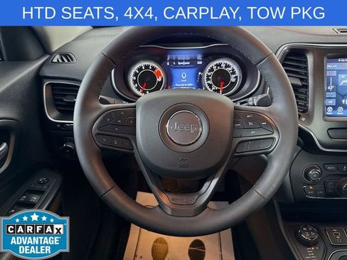 Used 2022 Jeep Cherokee Trailhawk w/ Comfort/Convenience Group AWD/4WD image 11