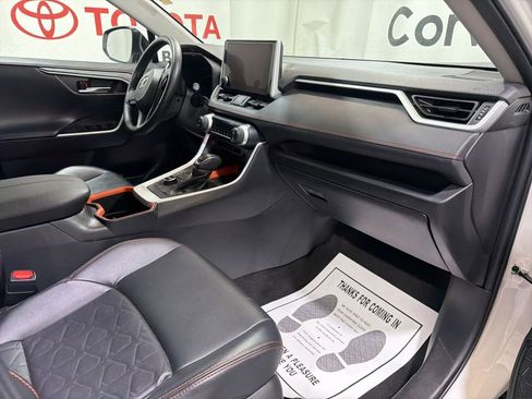 Used 2024 Toyota RAV4 Adventure image 11