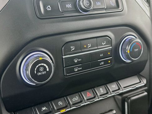 Used 2023 Chevrolet Silverado 1500 Custom w/ LPO, Dark Essentials Package RWD image 15