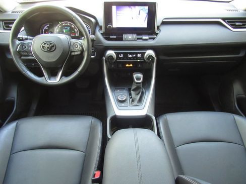 Used 2025 Toyota RAV4 XLE Premium w/ Weather Package AWD/4WD image 32