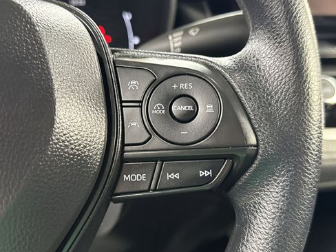 Used 2026 Toyota Corolla Cross S image 36