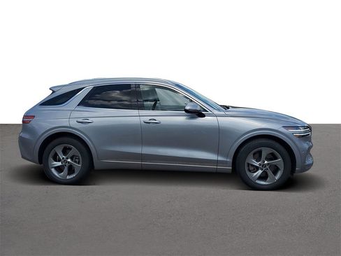 Used 2022 Genesis GV70 2.5T w/ Advanced Package image 4