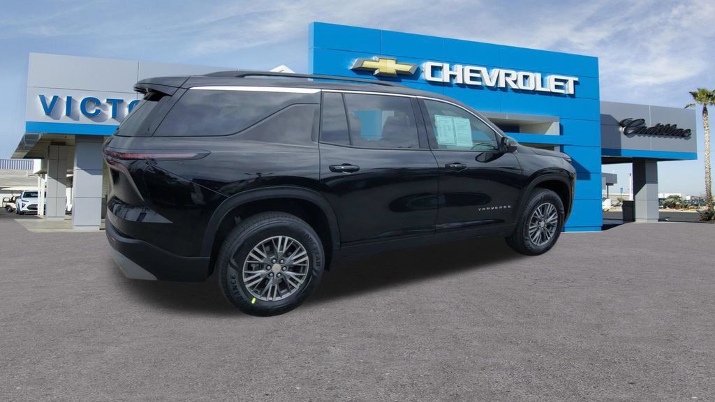 Certified 2024 Chevrolet Traverse LT AWD/4WD image 8