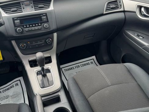 Used 2015 Nissan Sentra S image 16