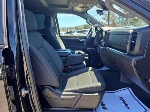 Used 2022 Chevrolet Silverado 1500 LT image 28