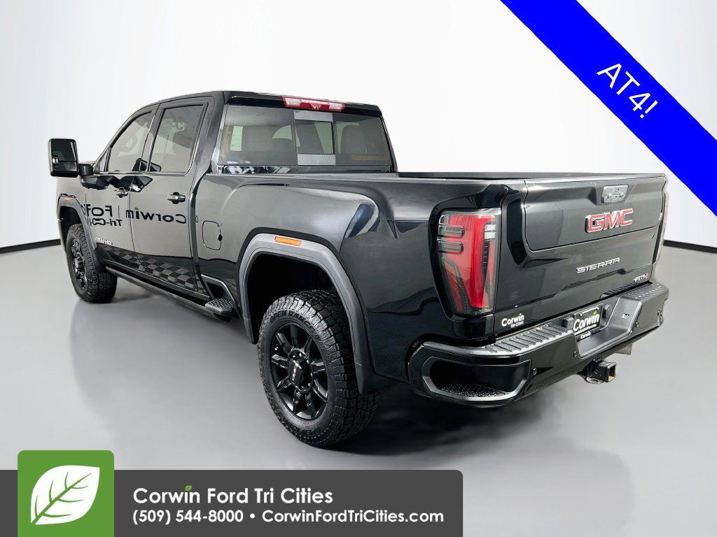 Used 2024 GMC Sierra 2500 AT4 w/ AT4 Premium Plus Package AWD/4WD image 11