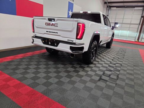 Used 2024 GMC Sierra 2500 AT4 w/ AT4 Premium Plus Package AWD/4WD image 26