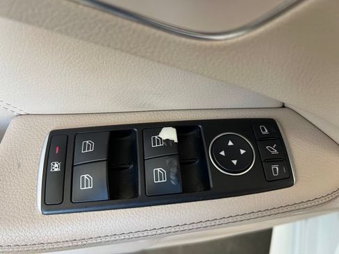 Used 2016 Mercedes-Benz E 350 Sedan image 36