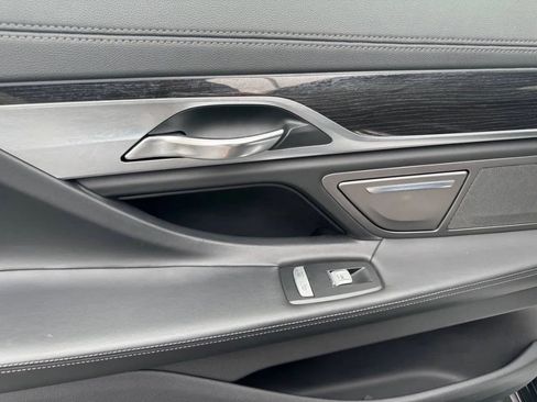 Used 2016 BMW 750i xDrive 750i xDrive Sedan 4D image 26