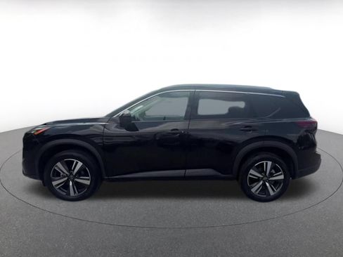 Used 2026 Nissan Rogue SL FWD image 9