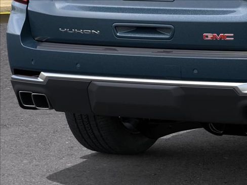 New 2026 GMC Yukon Denali w/ Denali Reserve Package AWD/4WD image 14