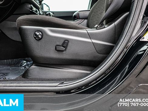 Used 2023 Dodge Durango GT image 25