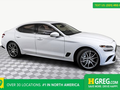 Used 2025 Genesis G70 2.5T image 1