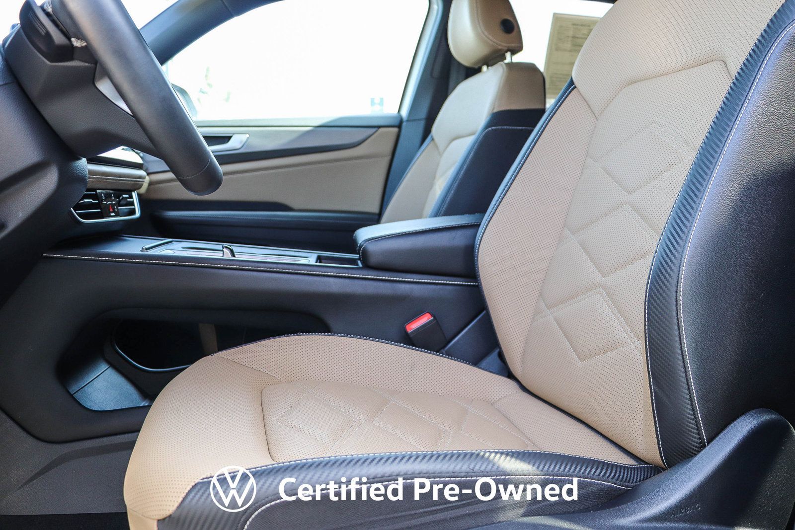 Used 2024 Volkswagen Atlas Cross Sport SE FWD image 24