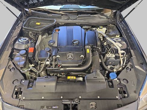 Used 2013 Mercedes-Benz SLK 250 image 27