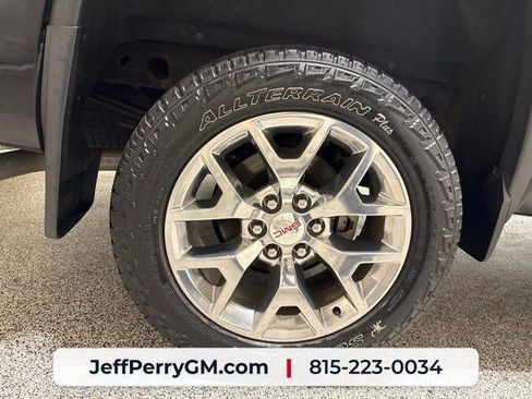 Used 2016 GMC Sierra 1500 SLT w/ SLT Premium Package AWD/4WD image 32