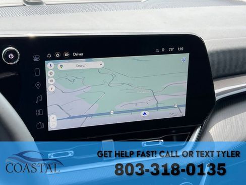 Used 2025 Chevrolet Equinox LT w/ Convenience Package II FWD image 44
