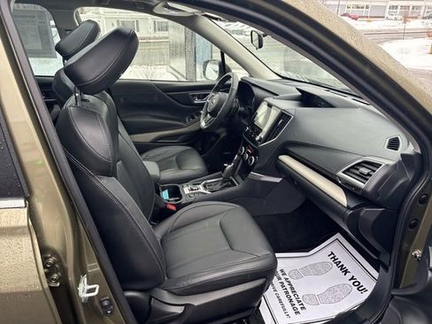 Used 2023 Subaru Forester Limited image 21