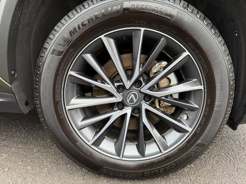 Certified 2022 Lexus NX 250 AWD image 12