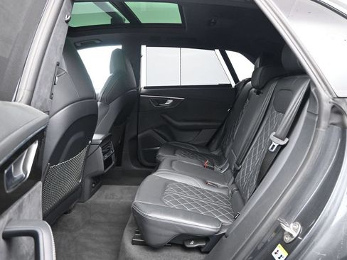 Used 2023 Audi SQ8 Prestige AWD/4WD image 26
