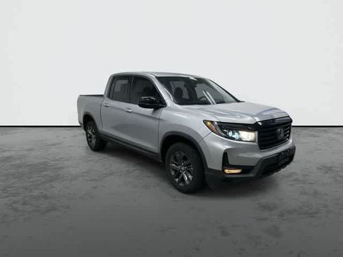 Certified 2023 Honda Ridgeline Sport image 5
