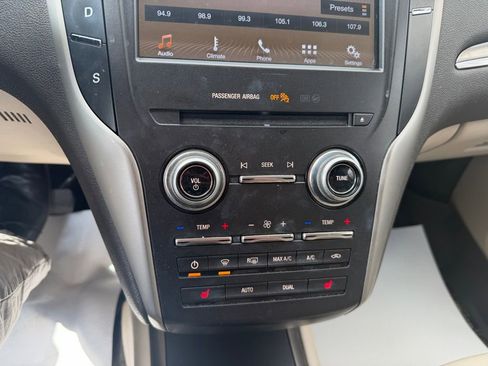 Used 2017 Lincoln MKC Premiere AWD/4WD image 26