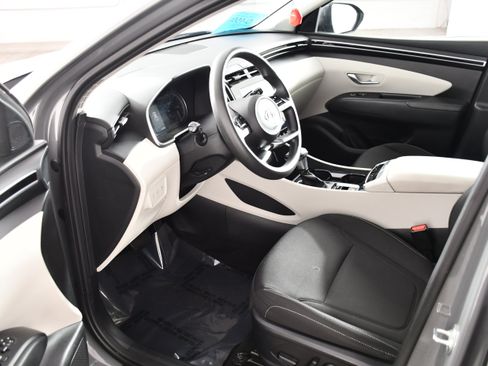 Used 2024 Hyundai Tucson SEL AWD/4WD image 2