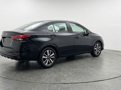 Used 2025 Nissan Versa SV FWD image 9