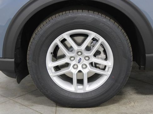 New 2026 Ford Explorer Active image 18