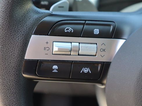 Used 2025 Hyundai Sonata SEL FWD image 11