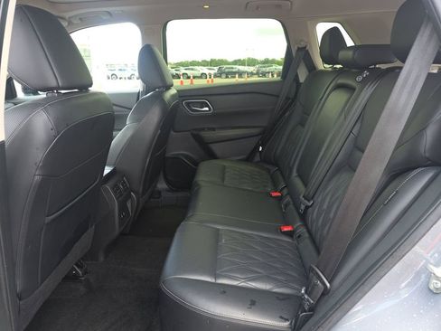 Used 2024 Nissan Rogue Platinum AWD/4WD image 20